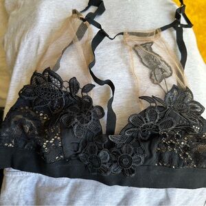 NWT For Love and Lemons Daisy Flower Lucia Halter Bralette M